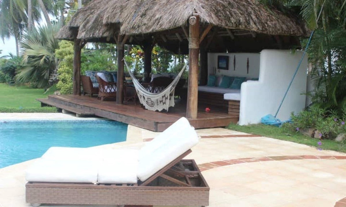 Las Terrenas Villa | Is a beautiful beach villa, gorgeous pool, with all facilities for a great st