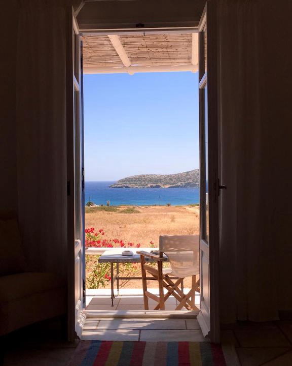 Antiparos Apartment | Island White
