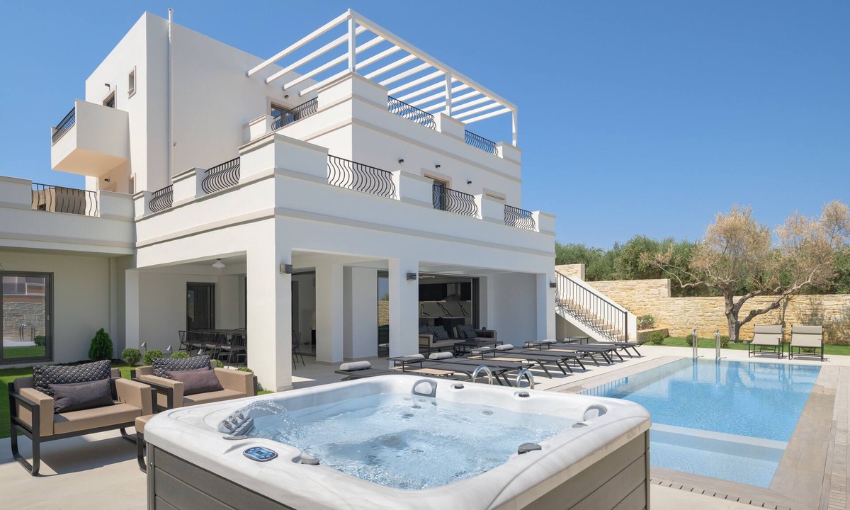 Perama Villa | Ivory Villa, Heated Pool, Hot Tub, Sauna & Gym
