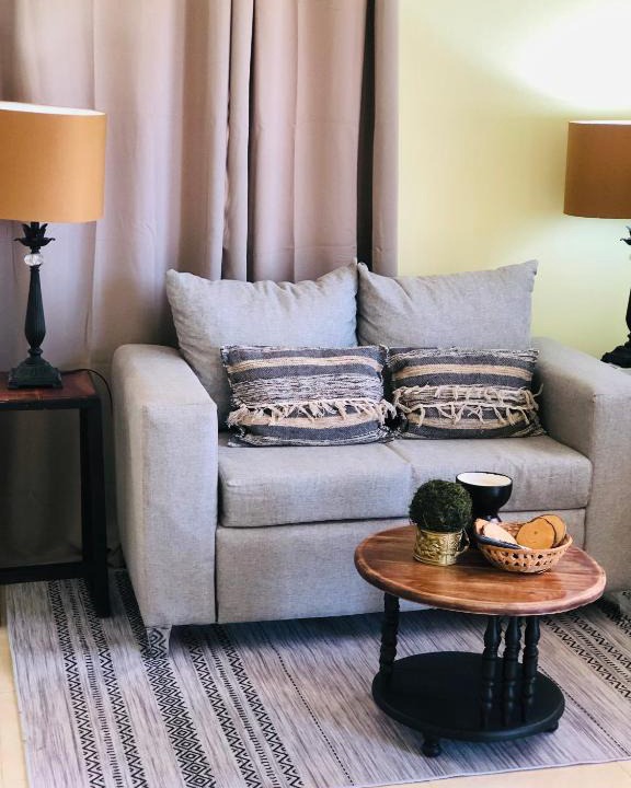 Los Maestros Apartment | J&W apartment