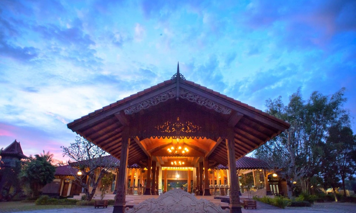Ngaglik Hotel | Java Village Resort