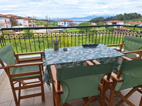 Paliouri Apartment | Jo's BNB