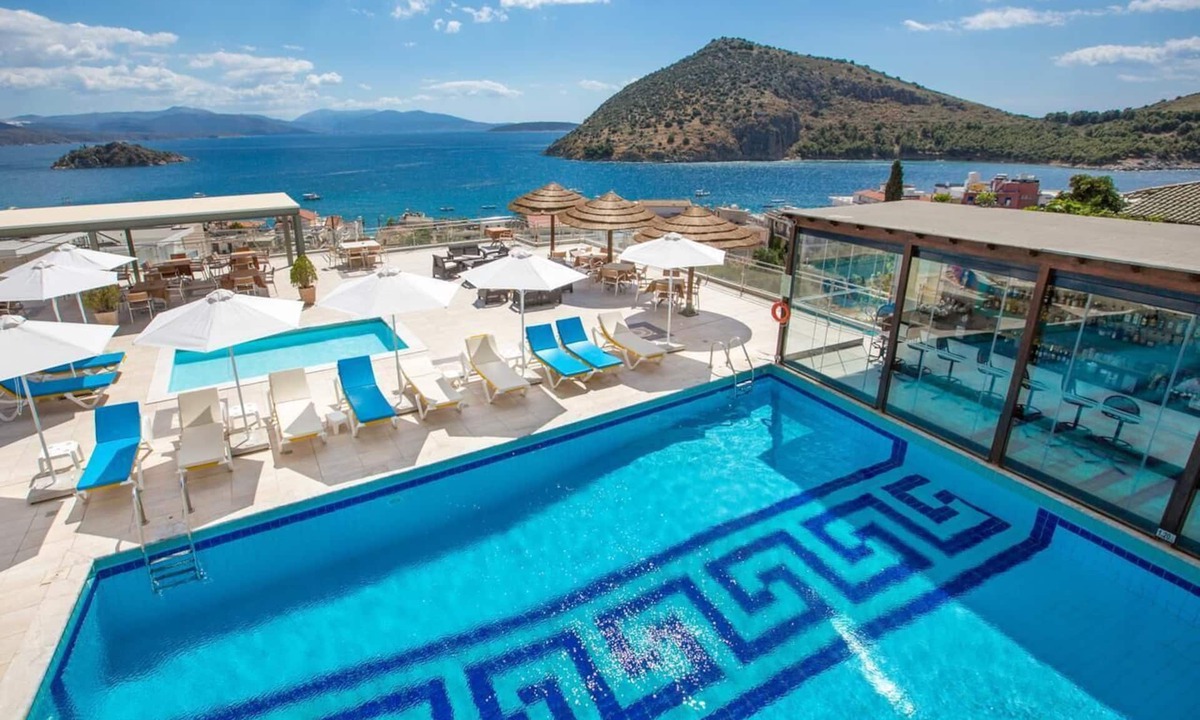 Tolo Hotel | John & George