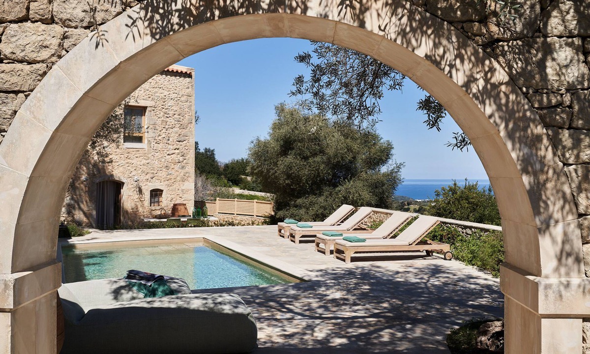 Kapsaliana Hotel | Kapsaliana Village Hotel