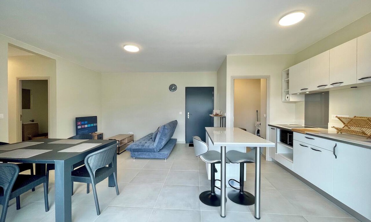 Papeete Condo | Kavai City - brand new 2 bedr 2bth A/C - Wi-Fi - parking