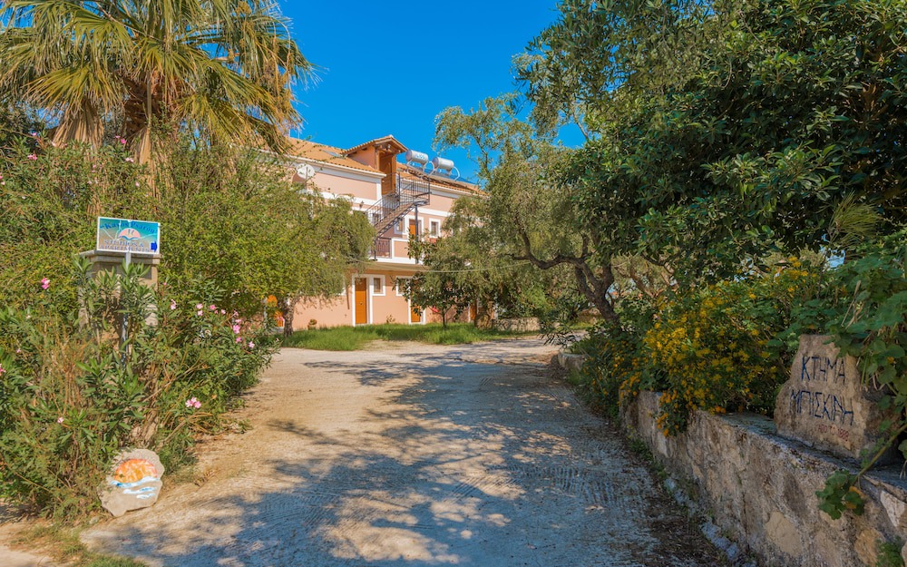 Psarou Hotel | Kavos Psarou Studios & Apartments