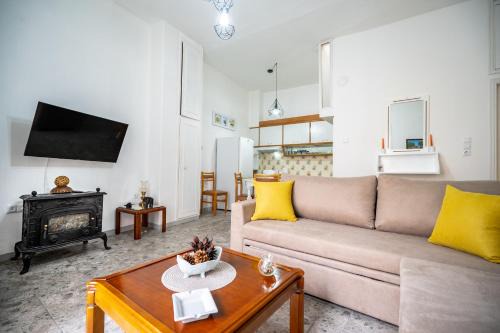 Keratsinion Apartment | Keratsini 2 bedroom 4 pers apart by MPS