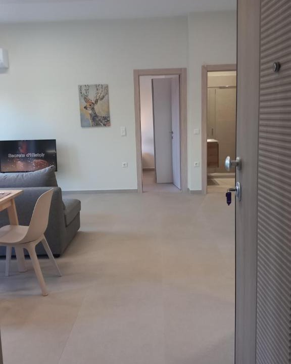 Sparta Apartment | King AGIS 2