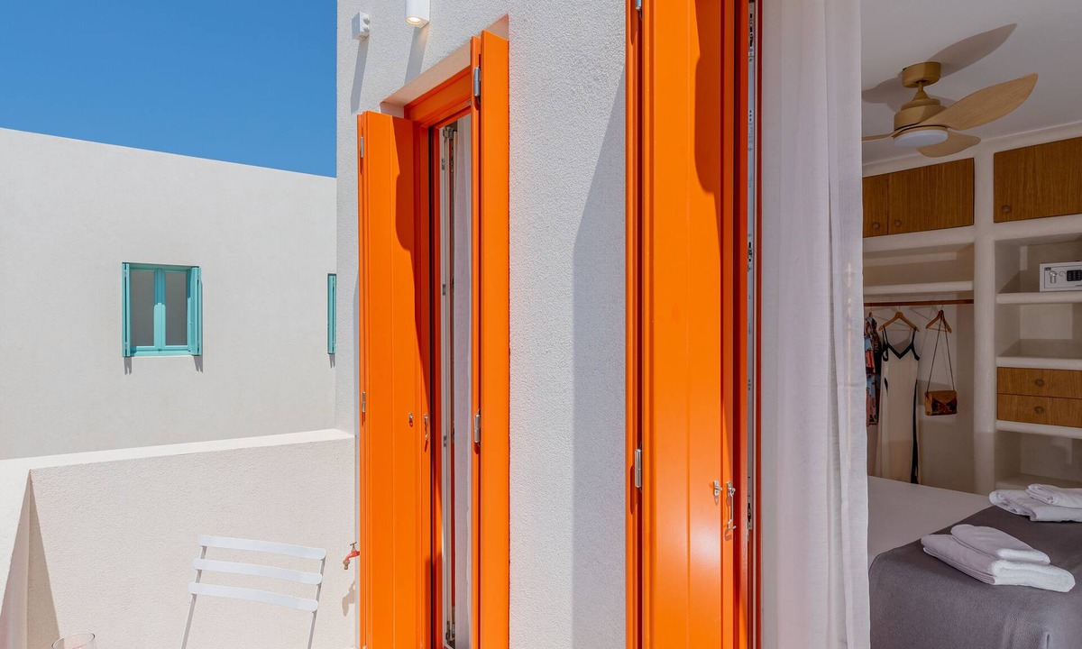 Tripiti House | KLIMA BAY Beachfront Boutique Houses (Orange)