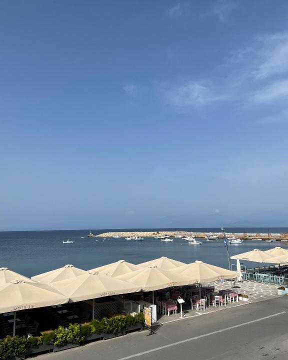 Koroni Apartment | KORONI MARE FRONT HARBOR