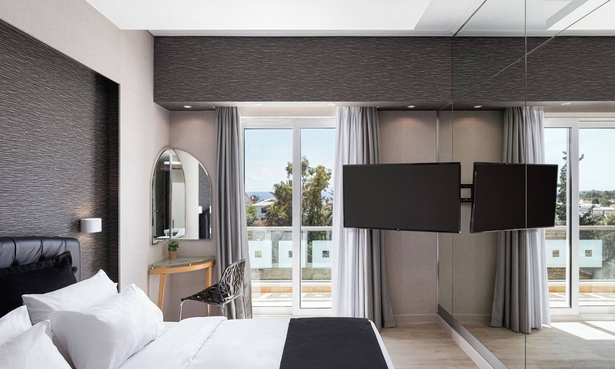 Glyfada Hotel | Kreoli Suites Glyfada