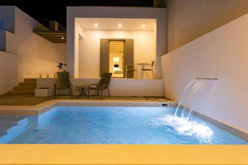 Naousa Apartment | Kyma & Anemos Suites