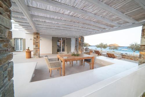 Kithnos House | Kyma Suite