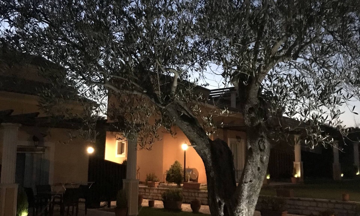 Roda House | L'Eremo Luxury Apartments
