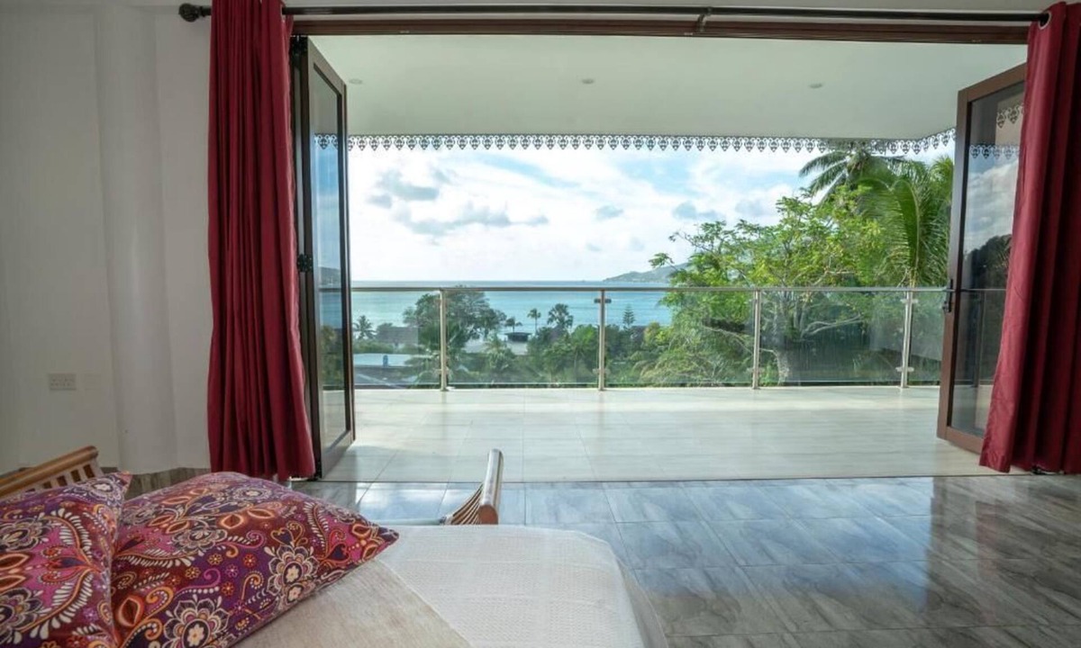 Beau Vallon House | LA BELLE RESIDENCE