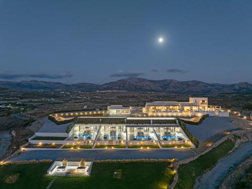 Naxos Apartment | La Grande Vue-Private hilltop villas with private pools