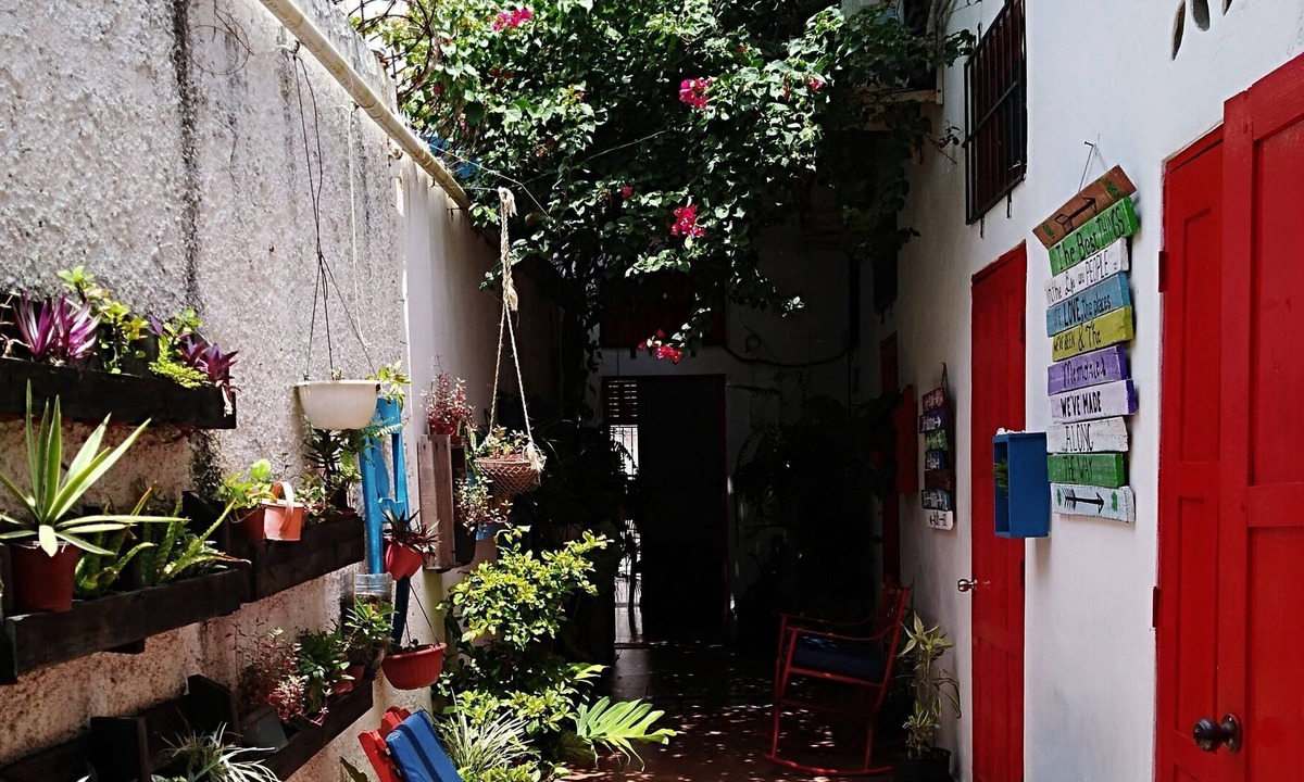 Ciudad Nueva House | La Puerta Roja Guest House