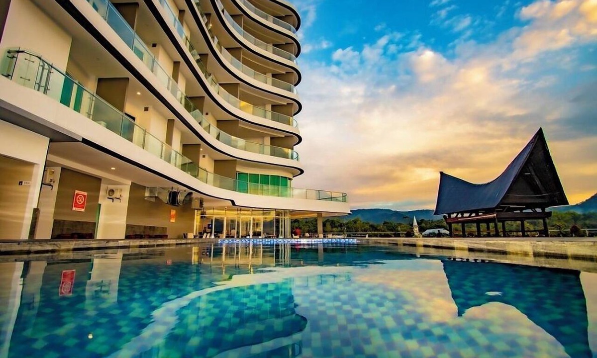 Balige Hotel | Labersa Hotel And Convention Center Toba Balige
