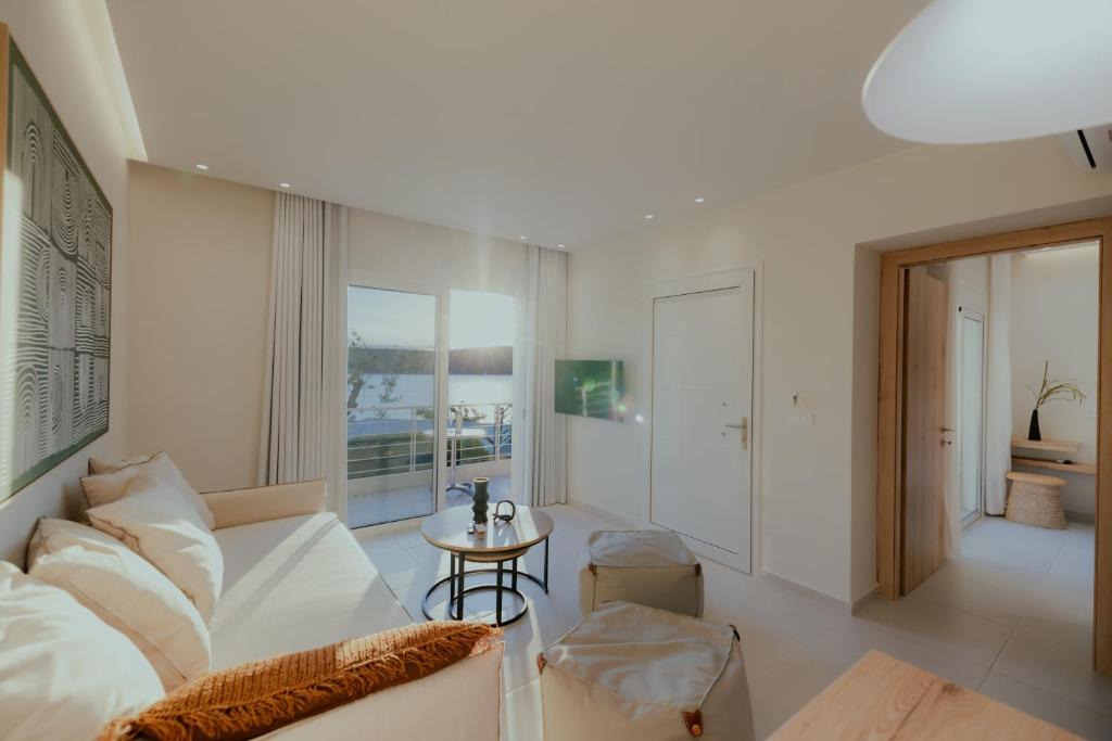 Nafplio Apartment | Lefka Apartment