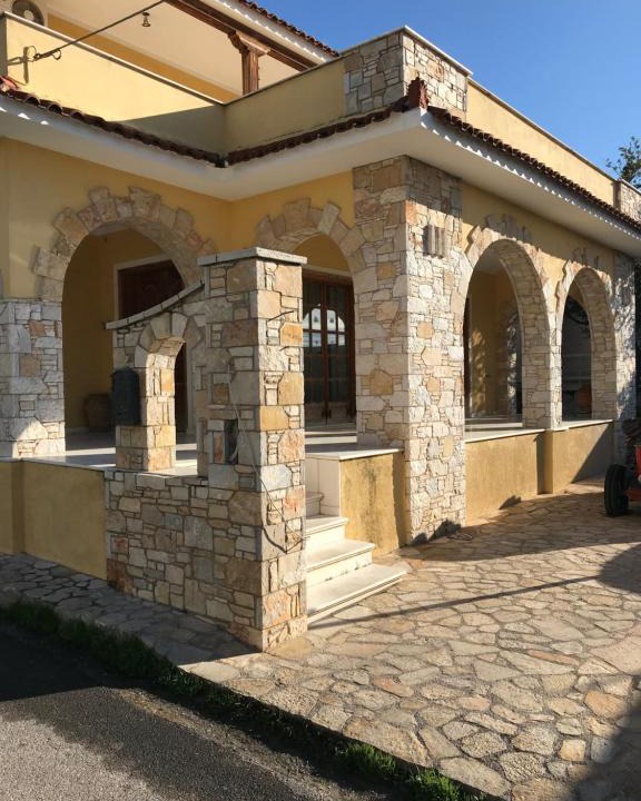 Spata-Artemida House | Lepa Kuca