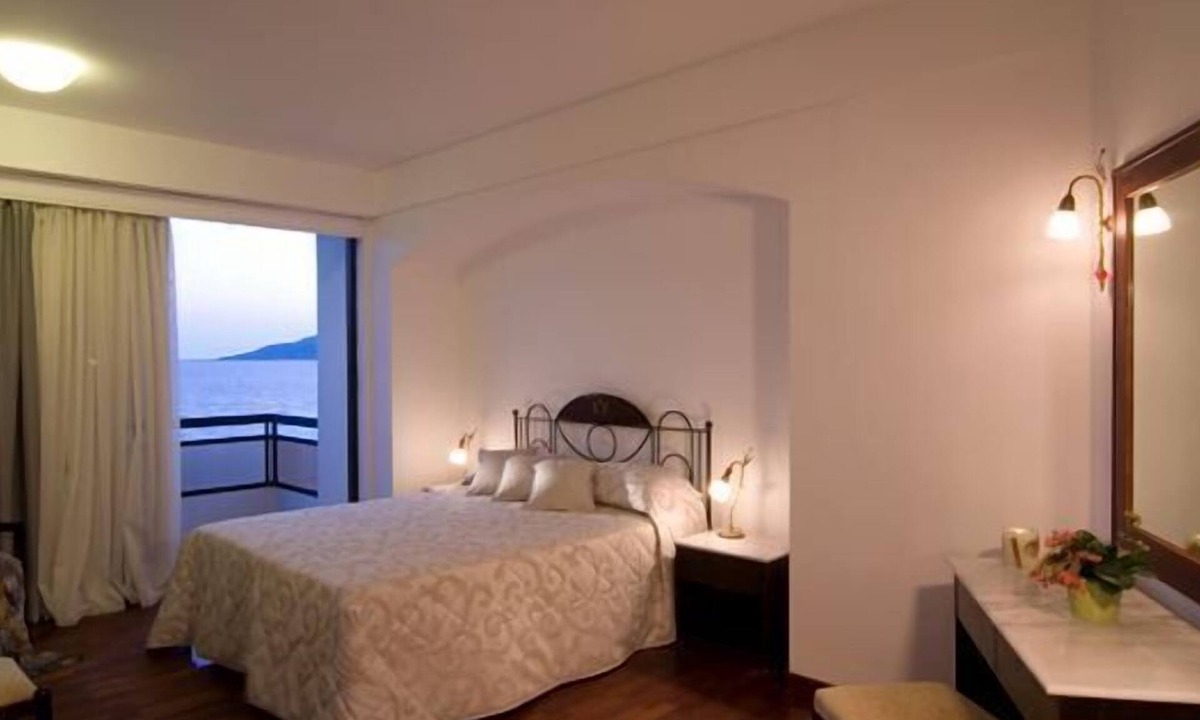 Voies Hotel | Limira Mare Hotel