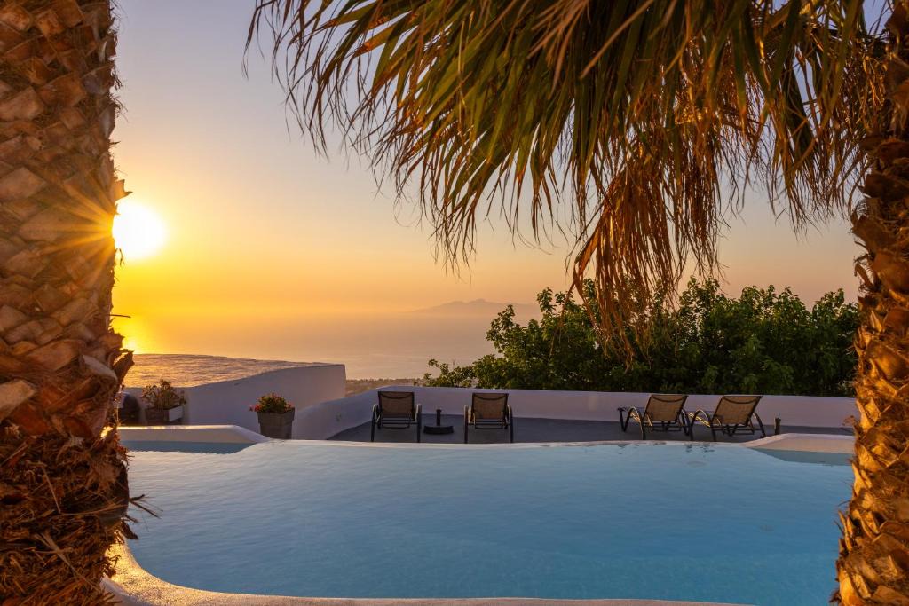 Pyrgos Apartment | Loft Kaves Pool & Bar Suites