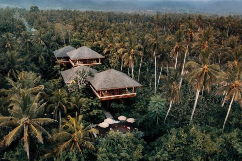 Pekutatan Hotel | LOSTLindenberg