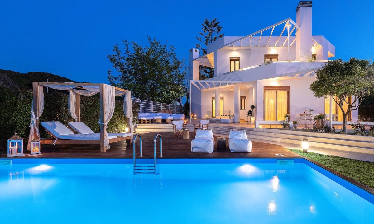 Ixia Villa | Love White Villa with Private Pool