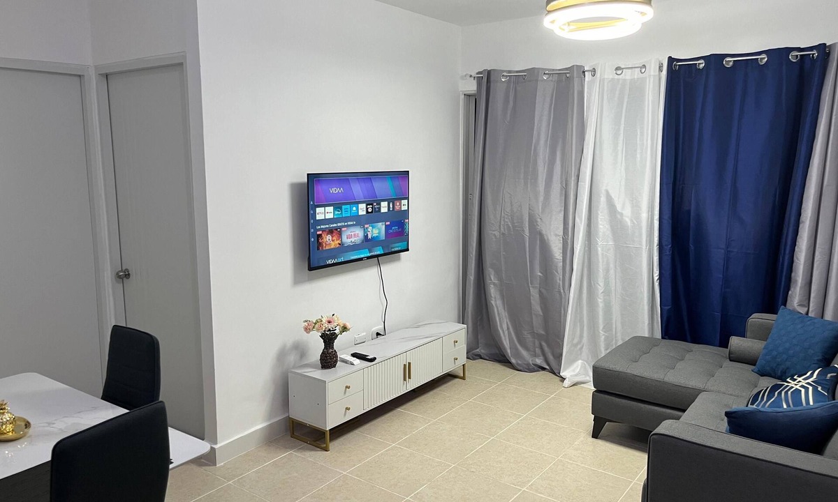 Santo Domingo Este Apartment | "lujo Urbano: Vive la Ciudad"