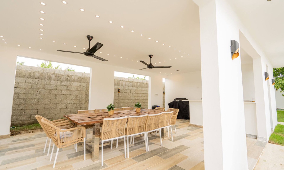 Villa Gonzalez Villa | Luxurious Family Villa - Located Santiago de los caballeros.