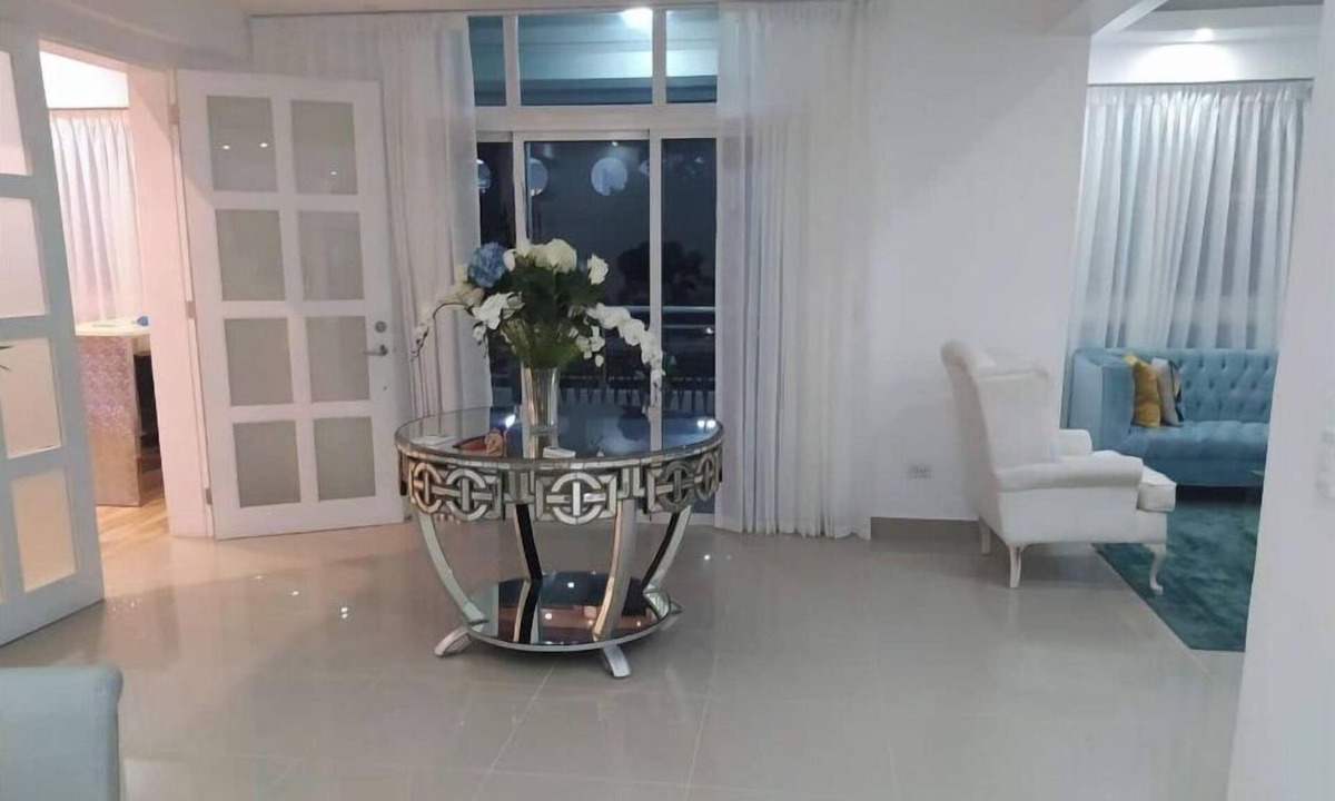 Gascue Apartment | Luxurious Apartment with Gym