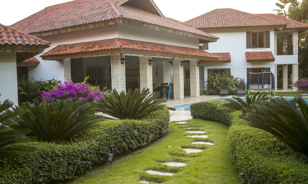 Cabarete House | Luxury 5-bedroom Villa at Sea Horse Ranch Resort