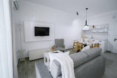 Xanthi Apartment | Luxury Central Studio