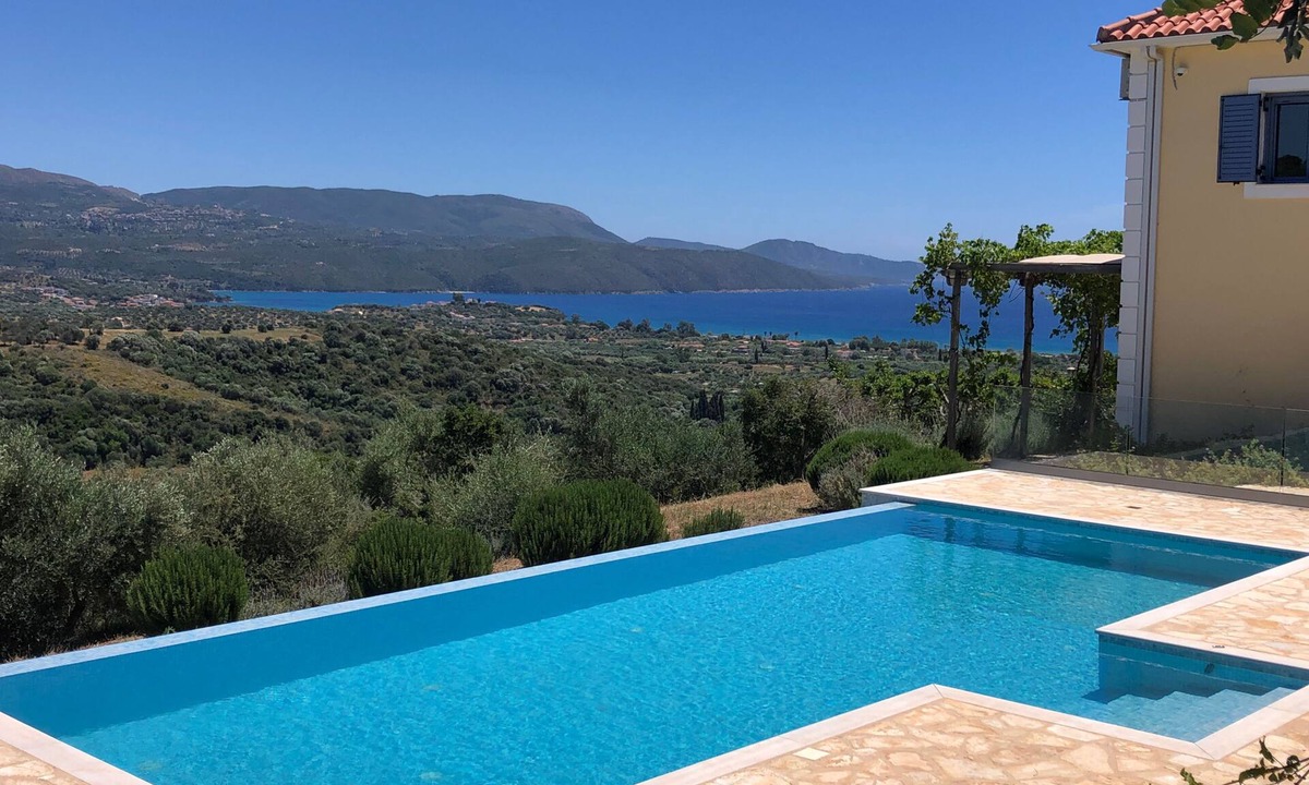 Pylos-Nestoras Villa | Luxury cosy villa, magic panorama view. Complete privacy. Infinity pool 10x4m.