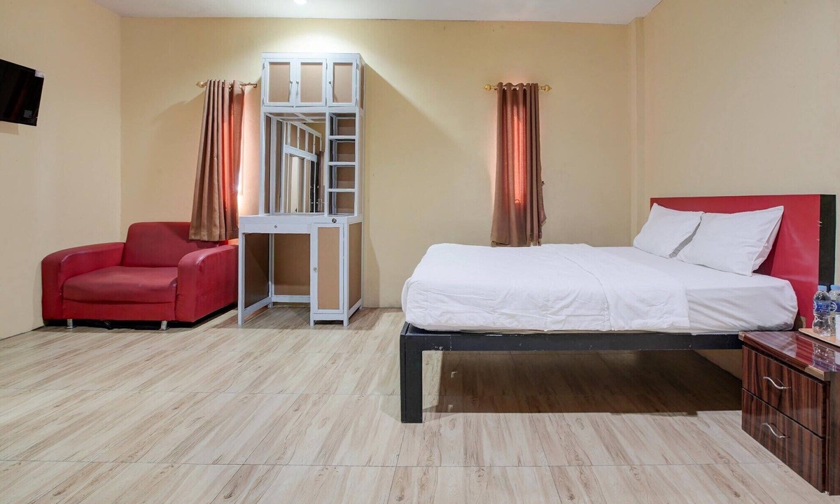 Tanjung Uncang House | Luxury Deluxe DBL Retreat W/Free WiFi and Parking