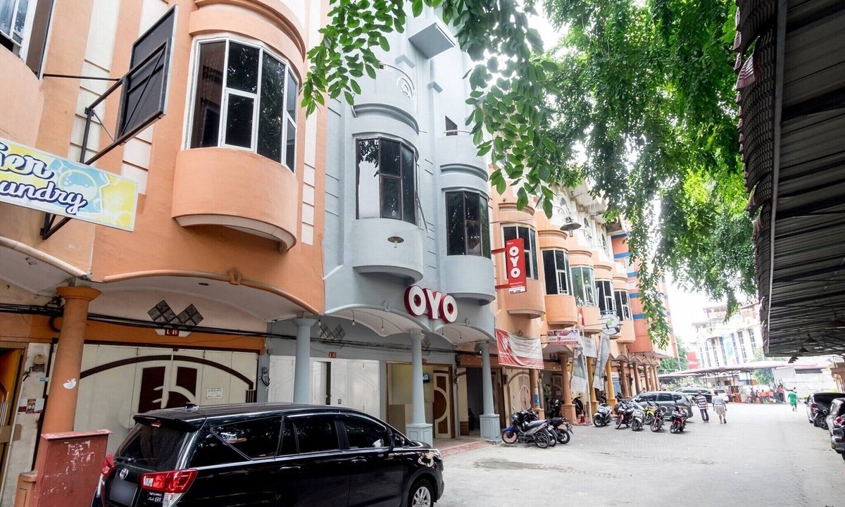 Medan House | Luxury Deluxe DBL Retreat W/Free WiFi and Parking