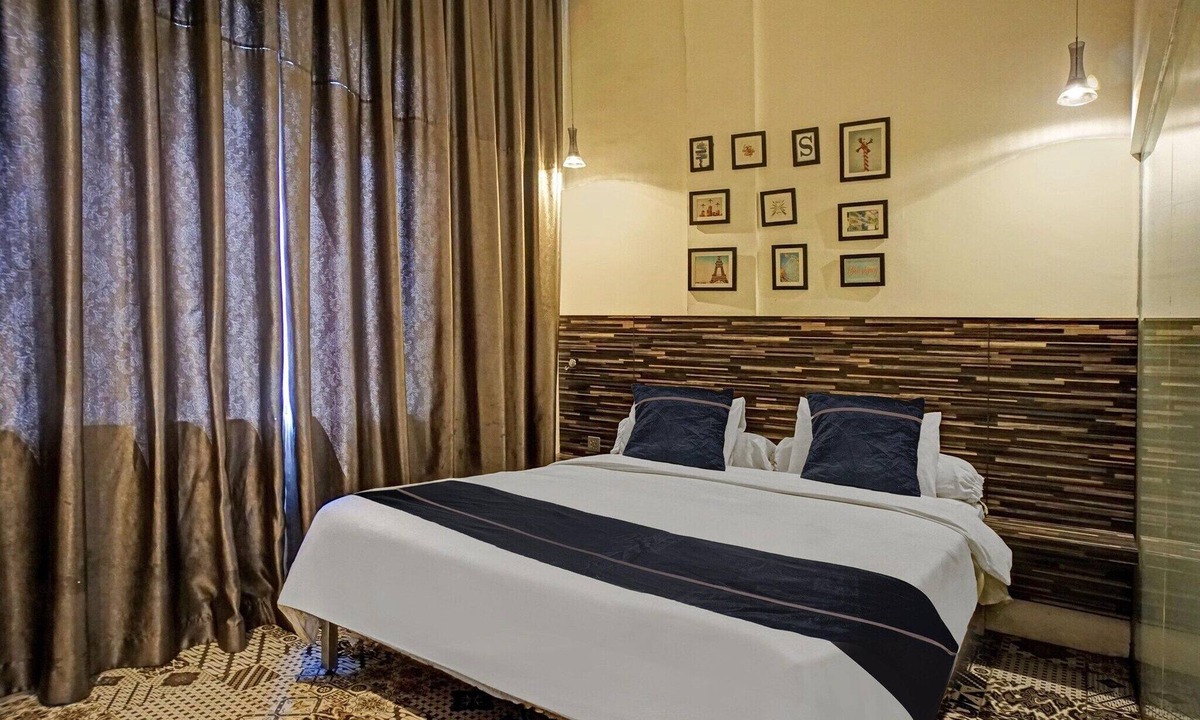 Medan House | Luxury Deluxe DBL Retreat W/Free WiFi and Parking