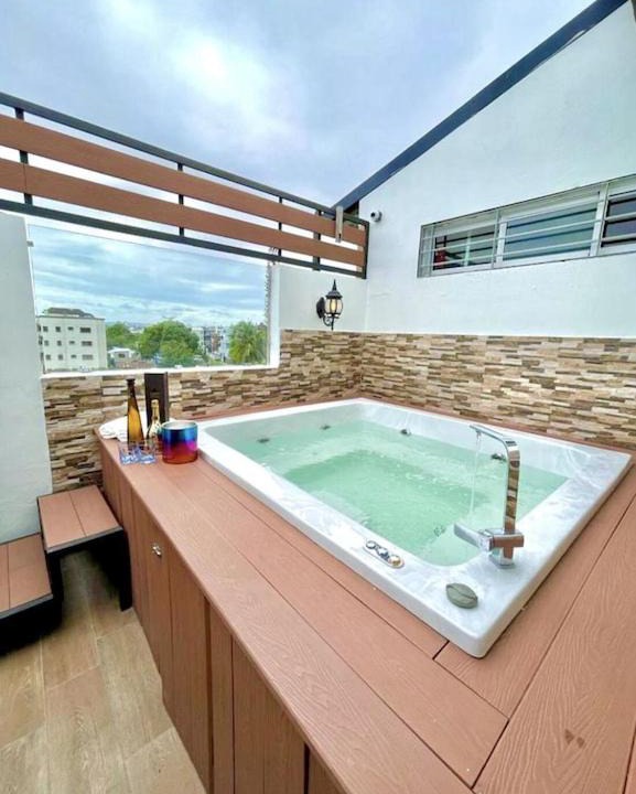 Santiago Province Apartment | Luxury 5 Beds Penthouse - Private Jacuzzi & Karaoke Bar & Free Parking