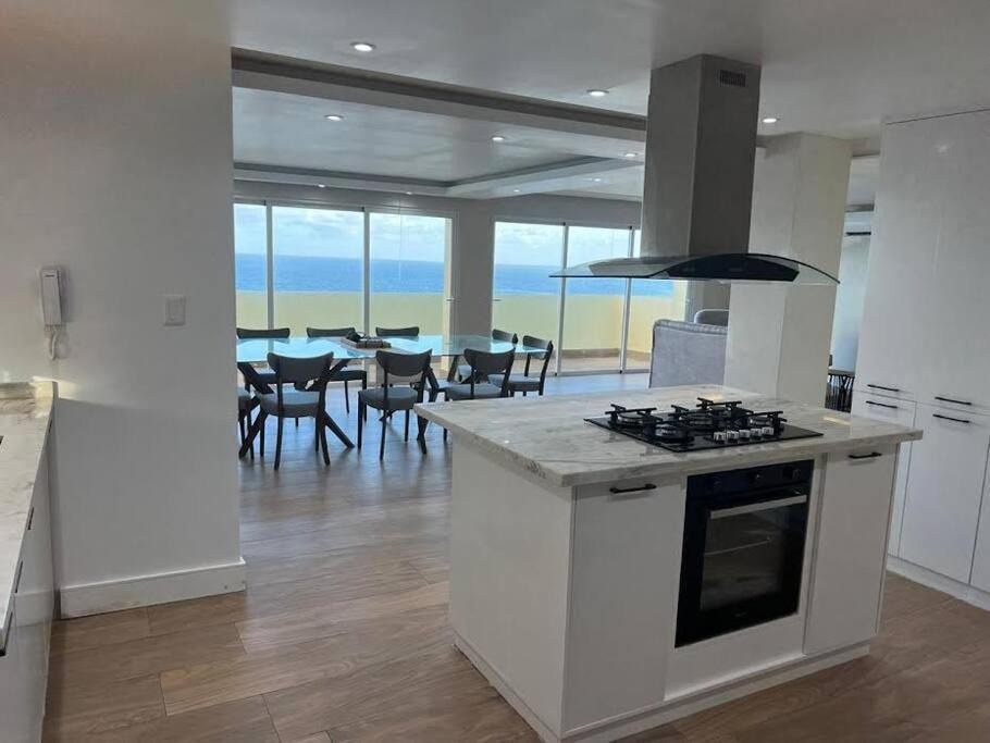 San Geronimo Apartment | Luxury oceanfront big apartament
