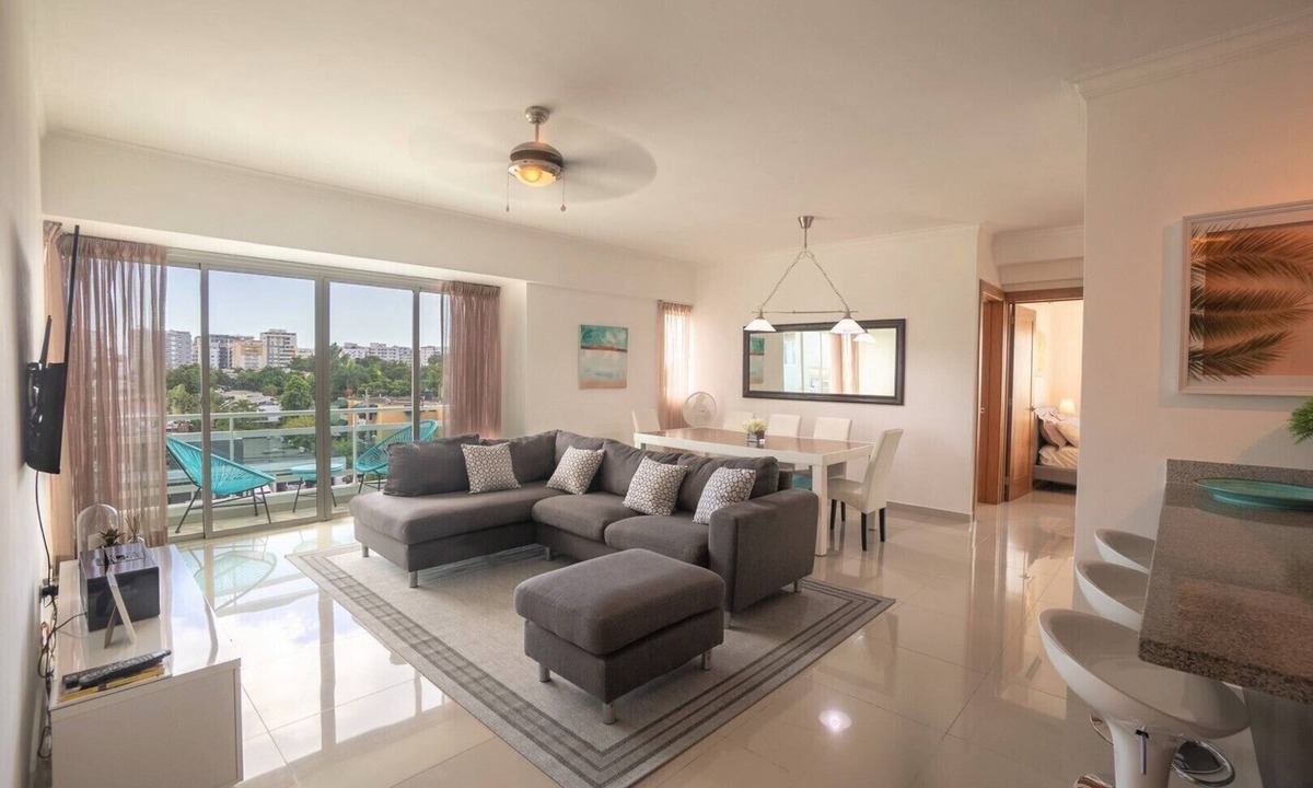 Downtown Santo Domingo Apartment | Luxury Santo Domingo City Center Apartment + Free Parking and Gym✔️