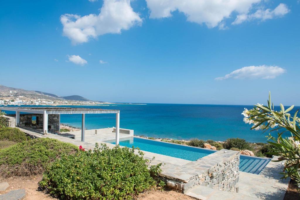 Paros Villa | Luxury Villa Seafront
