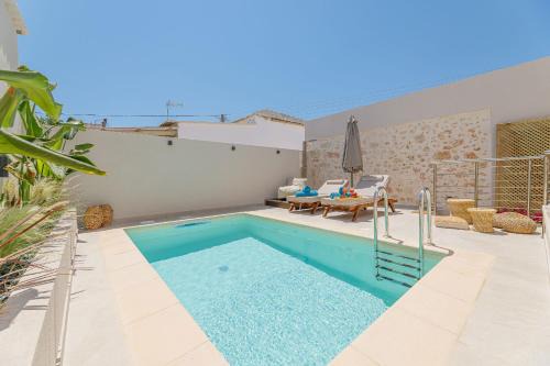 Sternes Villa | Luz de Petra