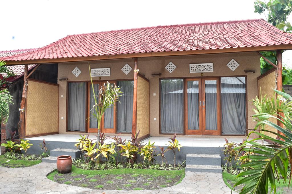 Pejarakan Hotel | Made Taro - Menjangan Homestay