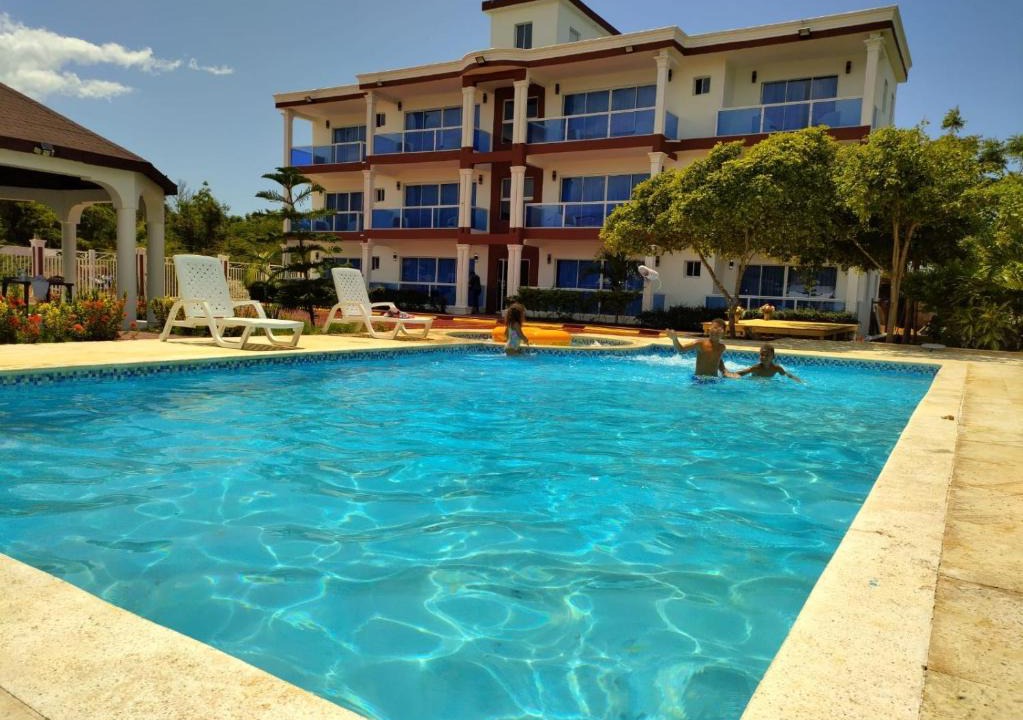 Pedernales Apartment | Madome Aparta Hotel