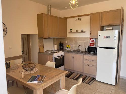 Leonidio Apartment | Madou house