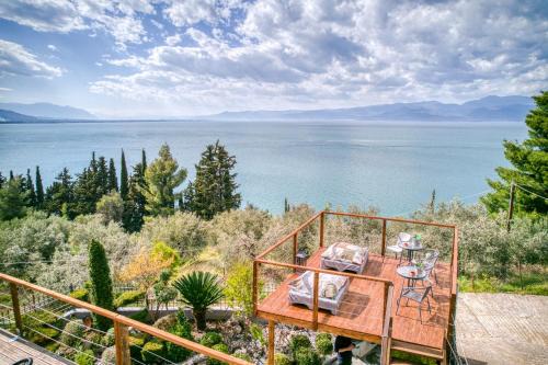 Kamena Vourla Apartment | Magical View Studios 1 Asproneri, Kamena Vourla