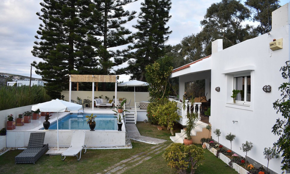 Karteros Villa | Magical Villa Karteros, near the beach
