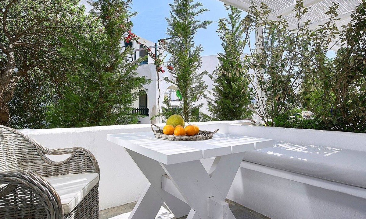 Apollonia Apartment | Magnificent Milos Room | Elysia Room | Private Furnished Balcony | Pool