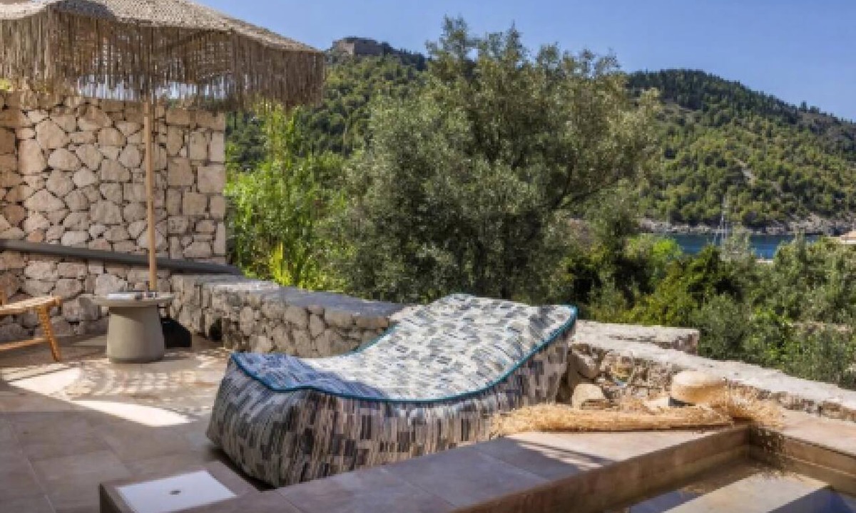 Assos Villa | Magnificent Seafront Kefalonia Villa | Villa Phaedra | Private Plunge Pool |.