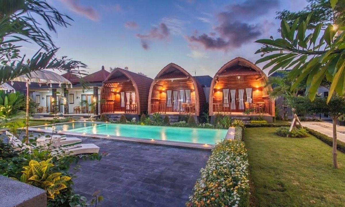 Kerobokan Hotel | MAILAKU HOUSE